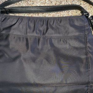 Thirty-One Everything Crossbody Purse